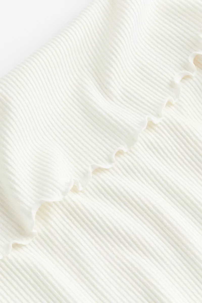 Ribbed off-the-shoulder top