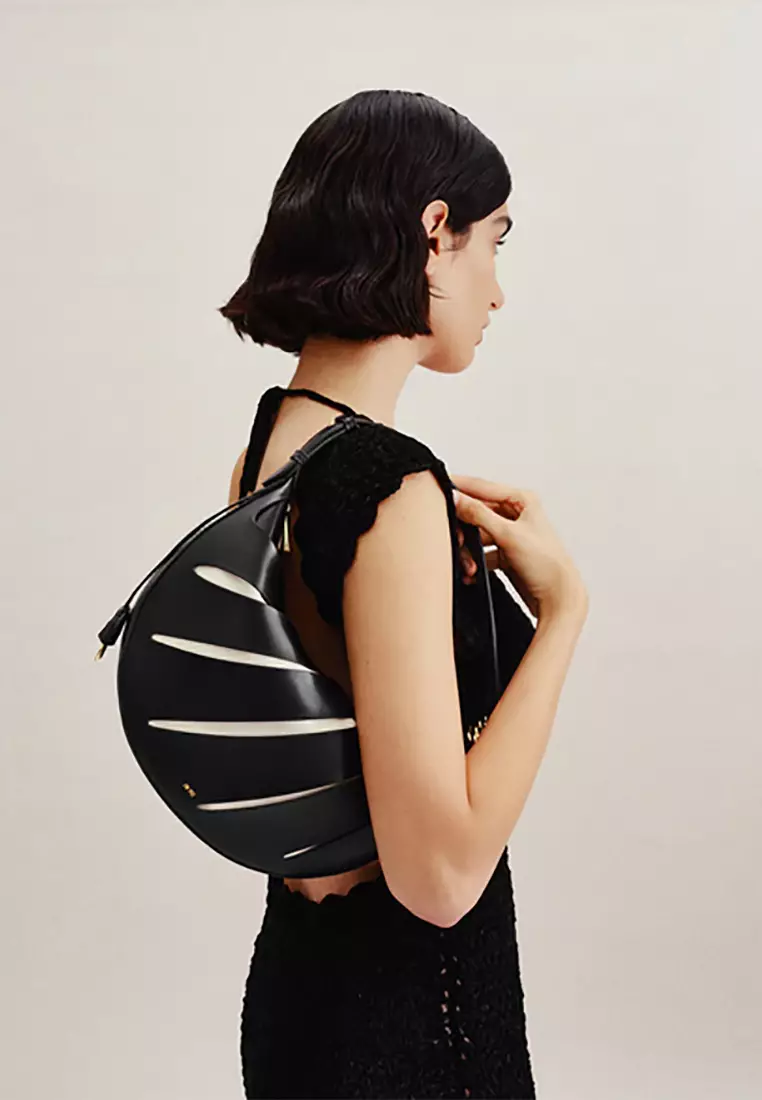 Jana Hollow Out Shoulder Bag - Black