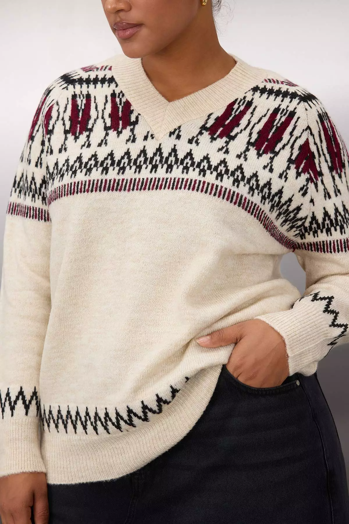 Stone V-Neck Geometric Pattern Knitwear Sweater Tbbaw26An00028