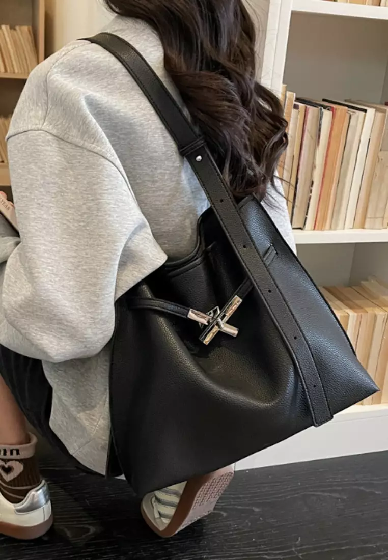 Large Capacity Commute Casual Buckle Design Crossbody Tote Bag CA26042824BK