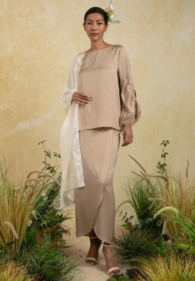 DALINA KURUNG WITH SELENDANG SET