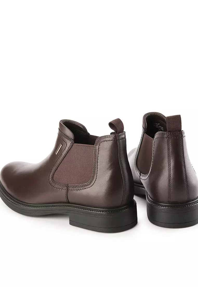 Tomma Chelsea Boots