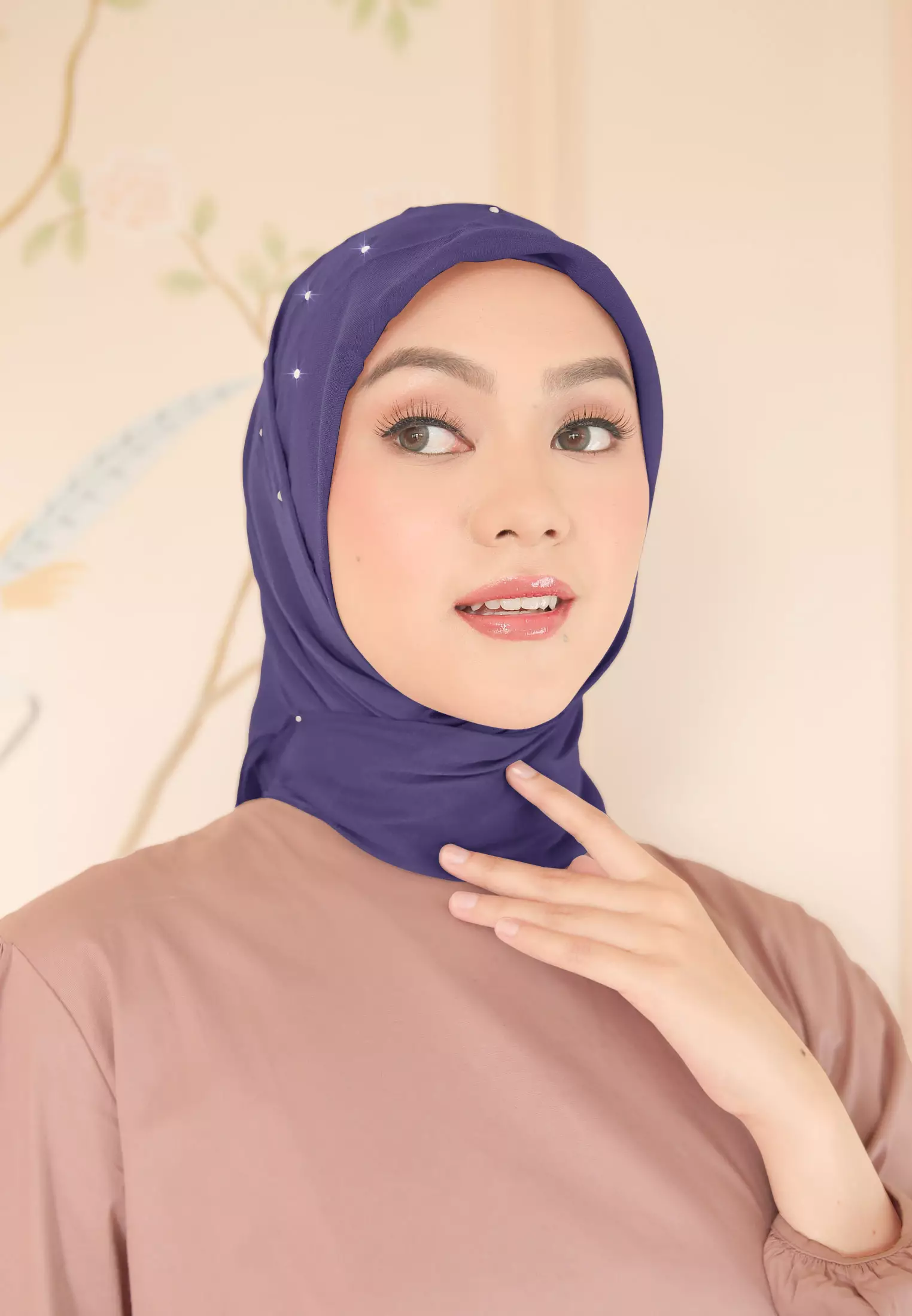 Noura Hijab Segiempat Payet Crystal | Kerudung Wanita Premium