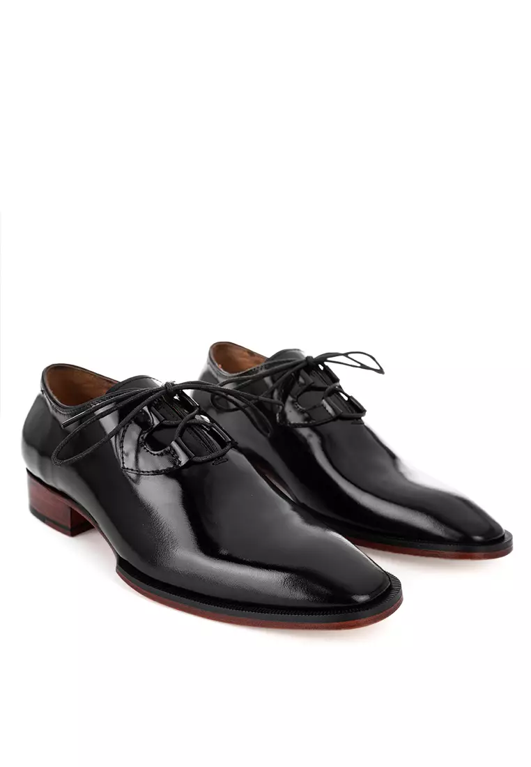 Balfour Black Oxford Shoes