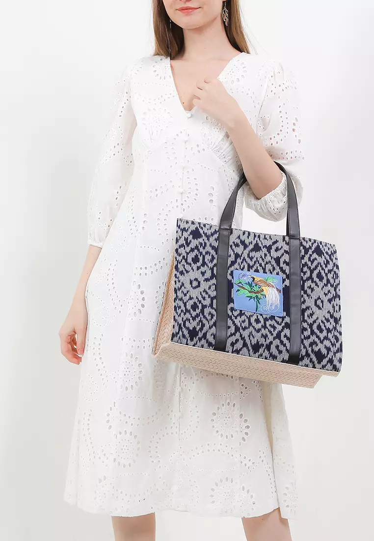 Rarasati Handbag