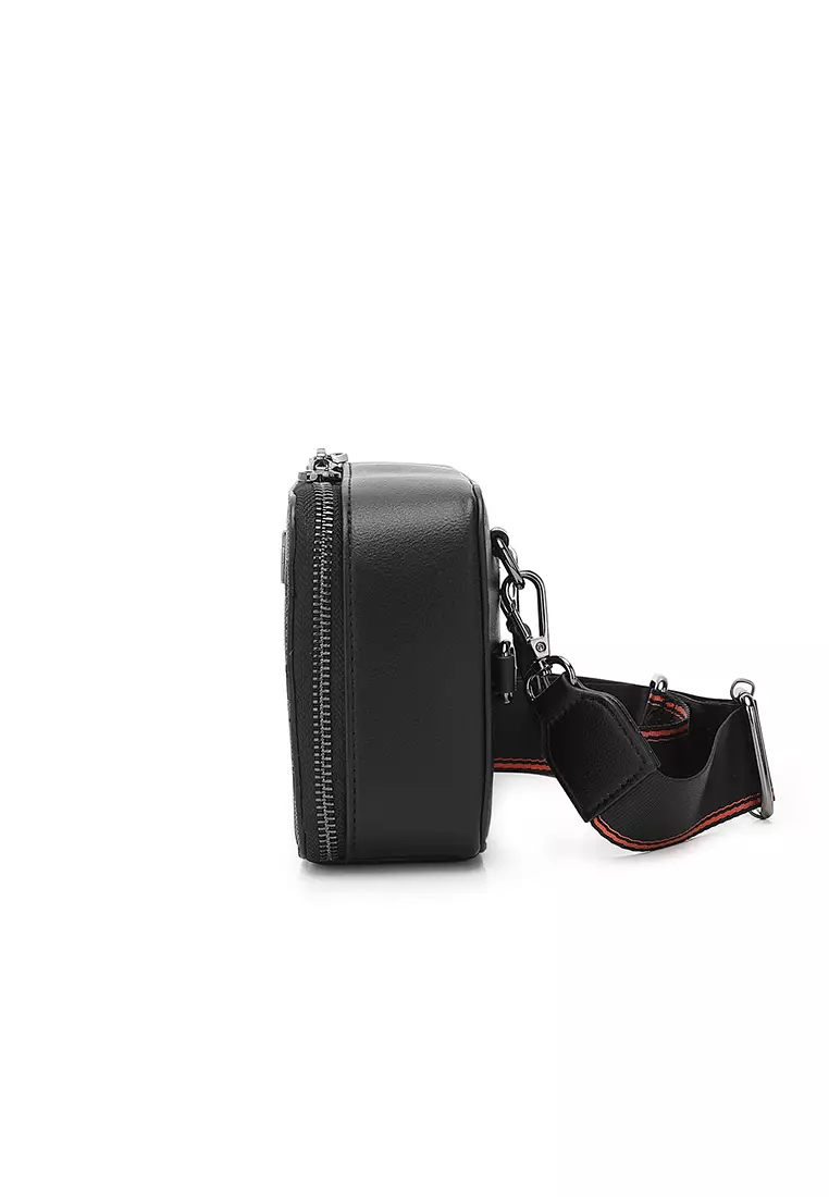 Men's Waist Bag / Belt Bag / Chest Bag - Black