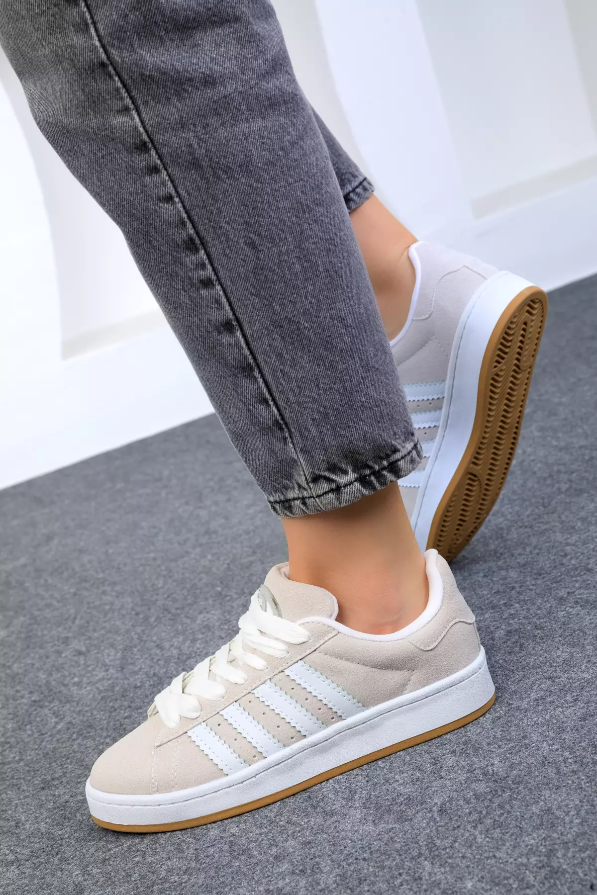 Casual Sneakers with Stripes Detail