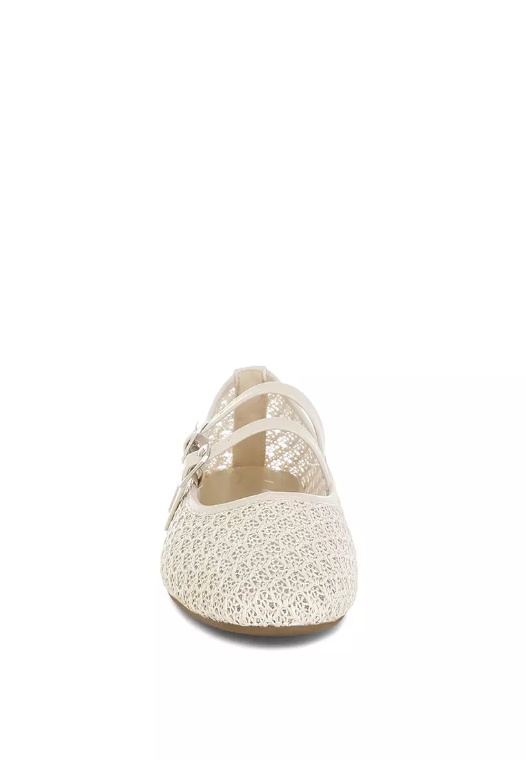 Pin Buckle Strapped Ballerinas In Beige