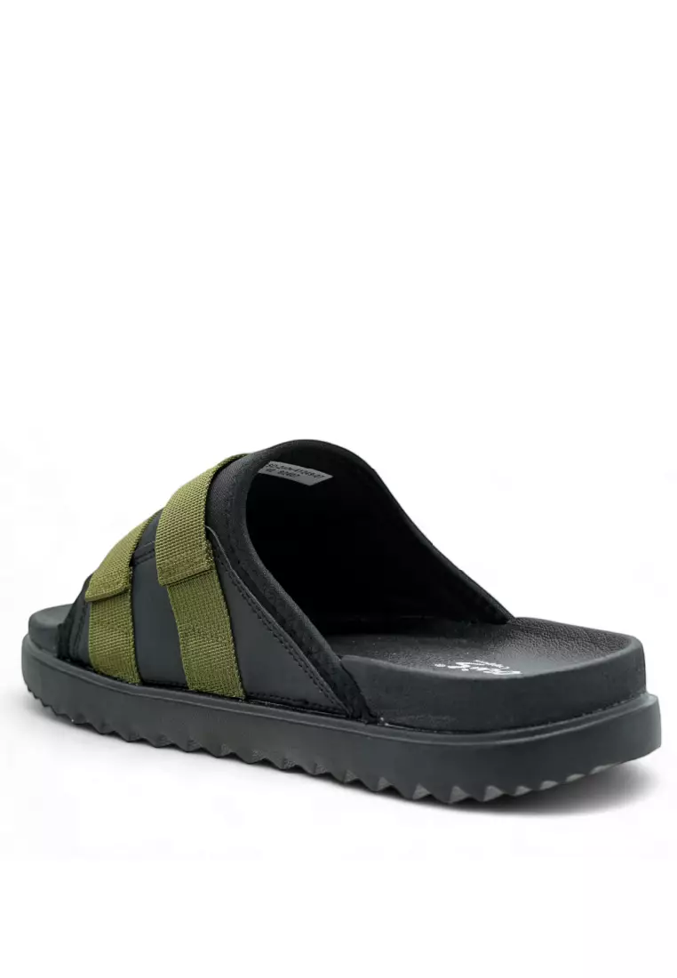 Men Slip On Faux Leather Classic Casual Sandals - 250141249