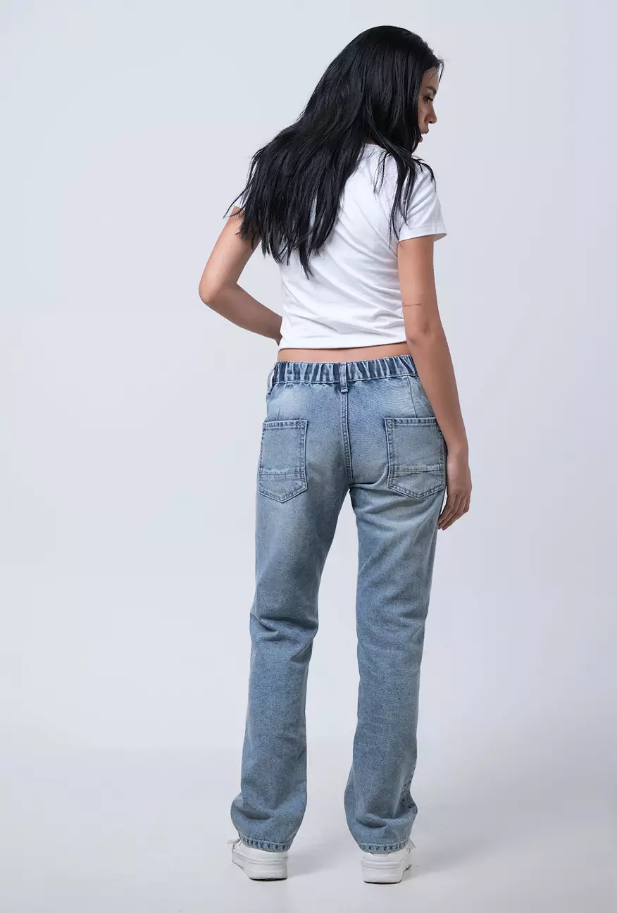 Celana Jeans Wanita Straight Cut J4 Light Blue