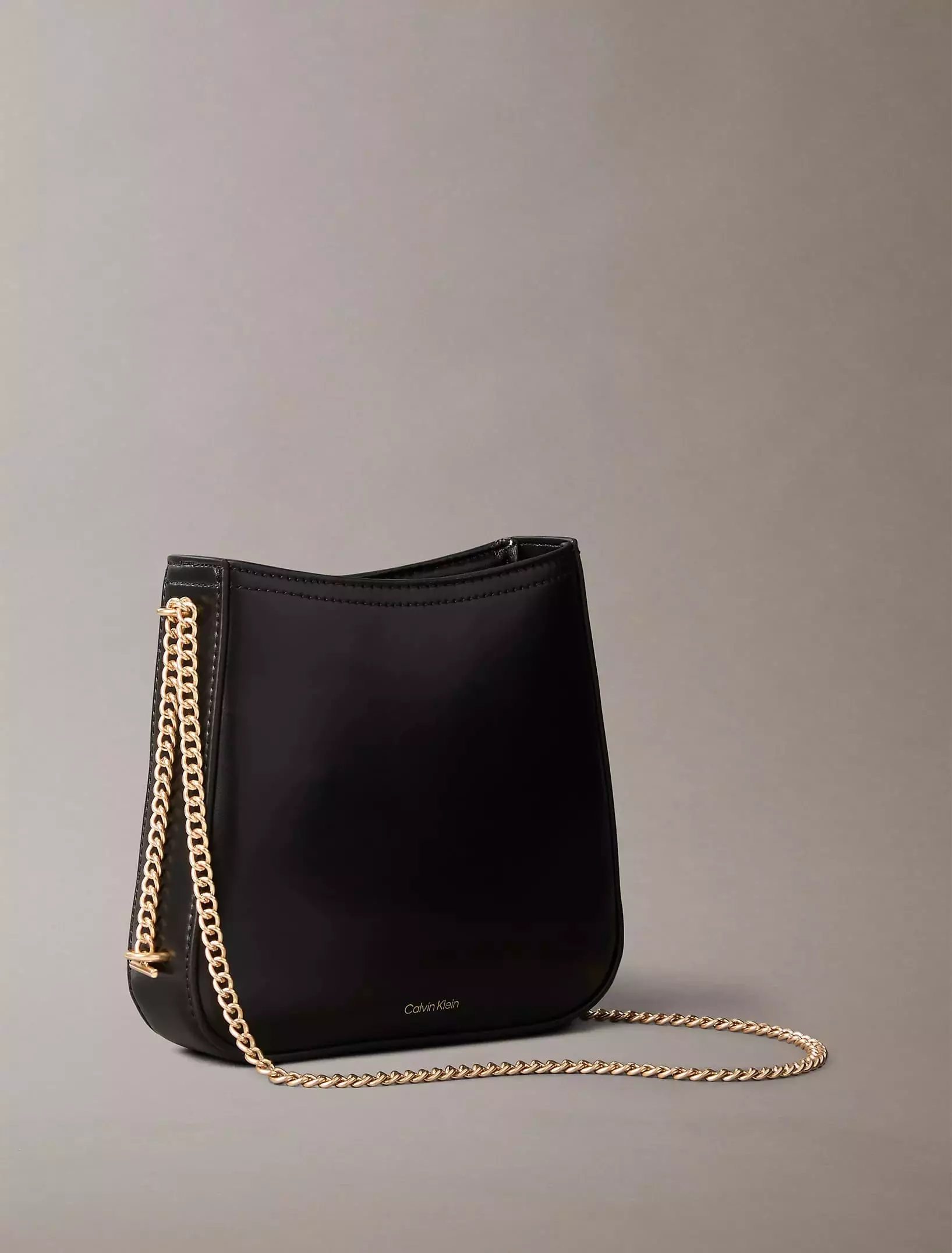 Calvin Klein - Chain Saddle Bag