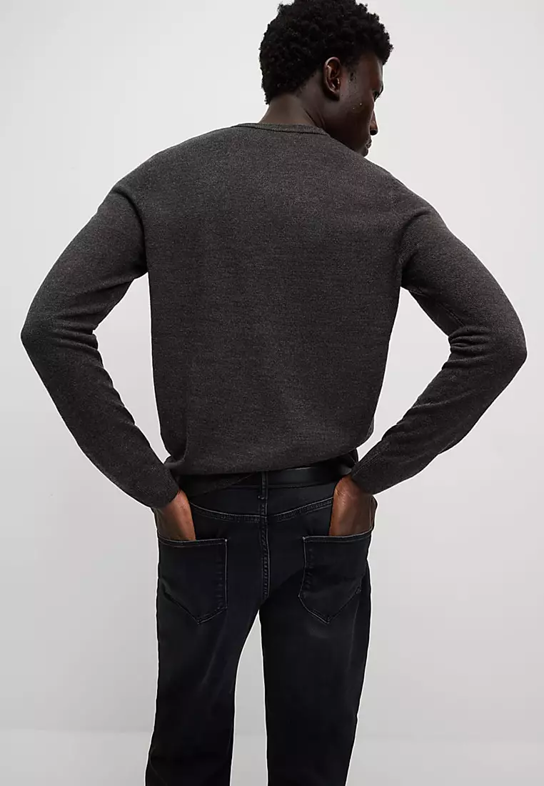 Cashmilon™ V-Neck Jumper