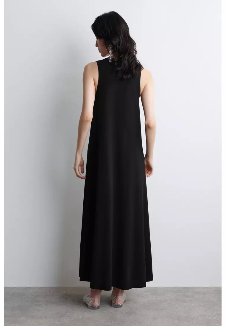 SLEEVELESS KNITTED MIDI DRESS