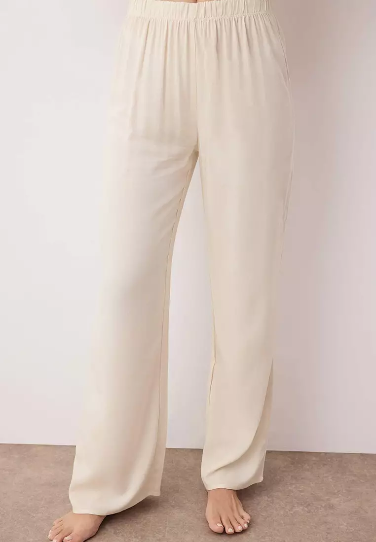 Ecru Ribbon/Bow And Piping Detailed Viscose Pajama Set
