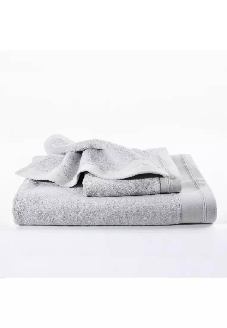 1pc 140cm X 70cm Long Fleece Bath Towel, Quick Dry, Durable And