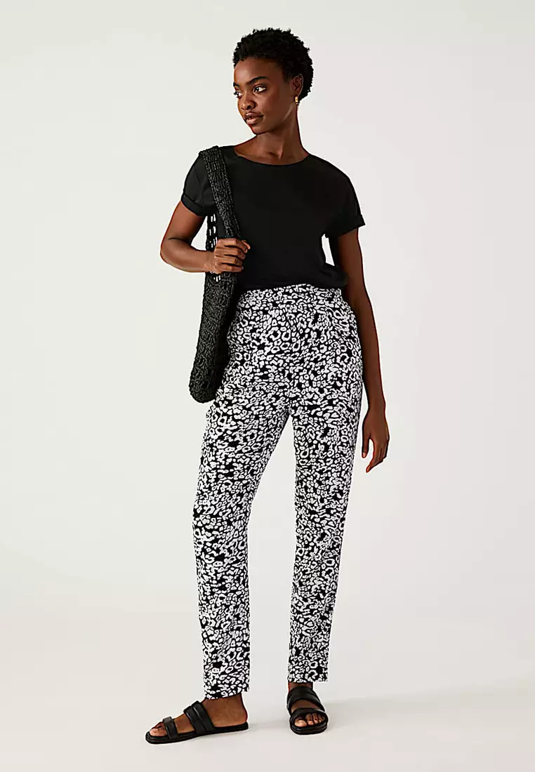 Printed Pleat Front Tapered Trousers