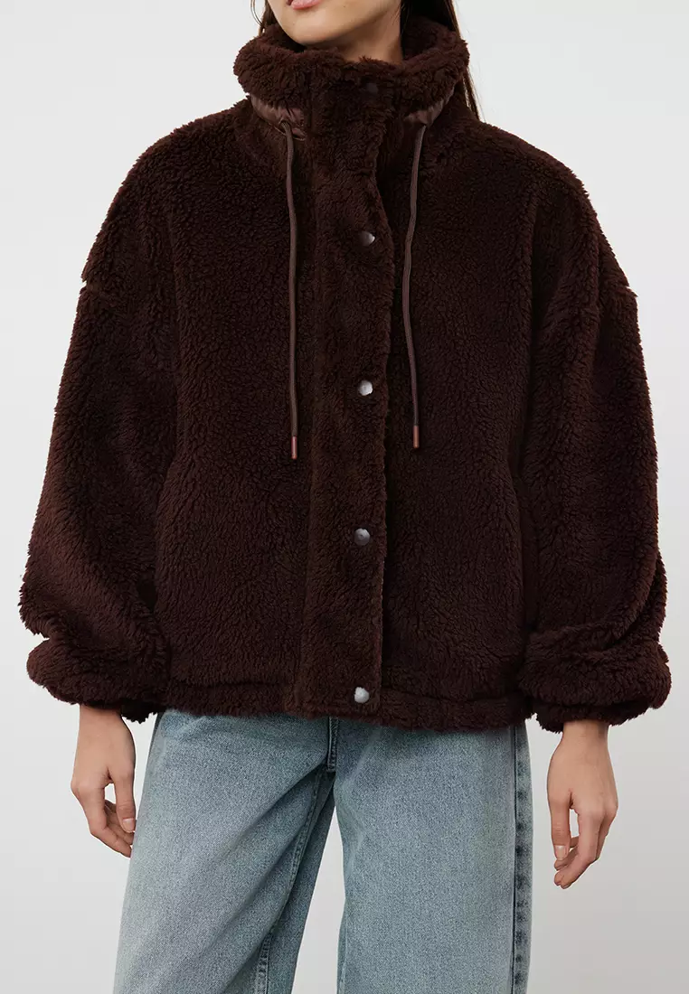 Brown Oversize Molded Zippered Plush Jacket Coat TWOAW21MO0132