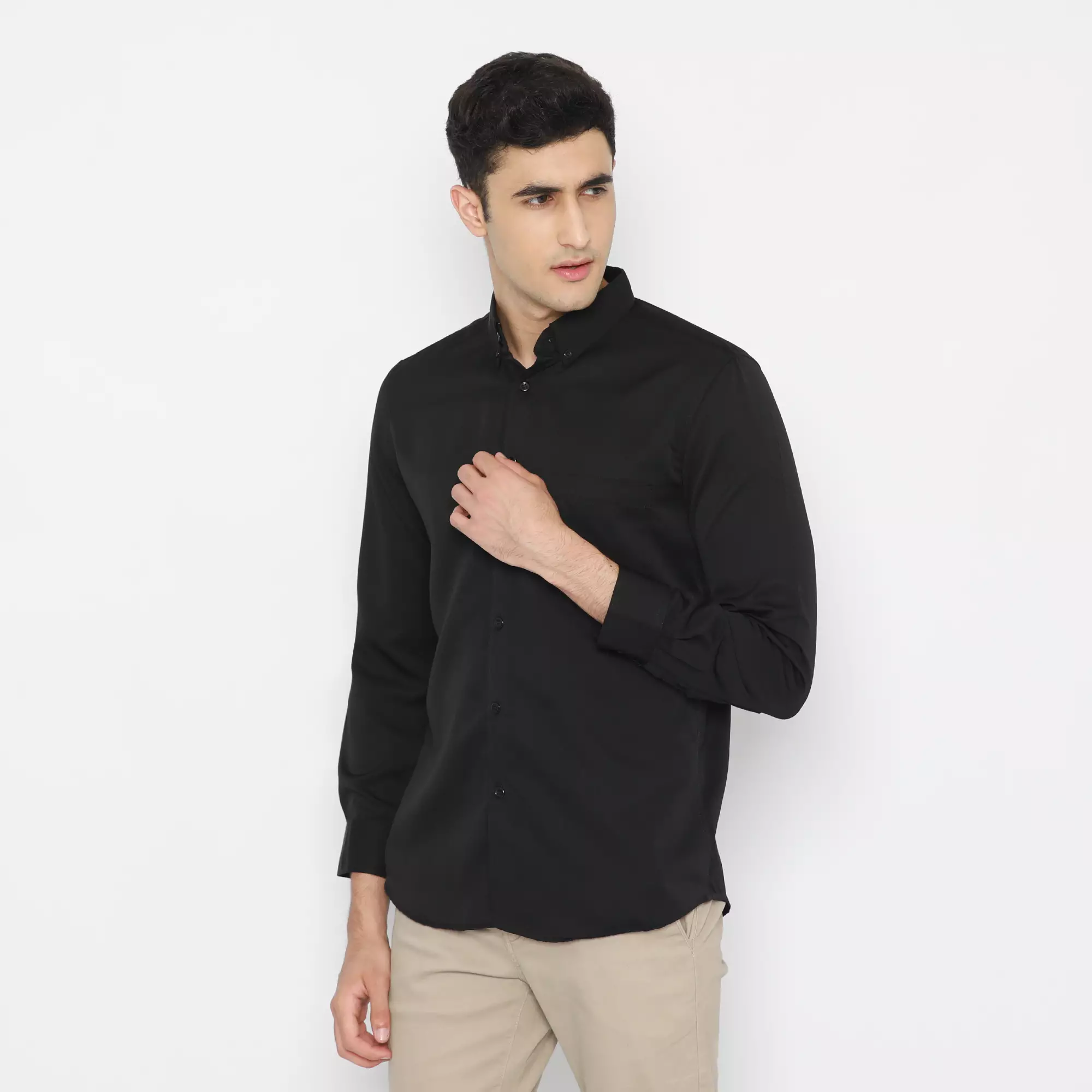 Platini Baju Kemeja Pria Lengan Panjang Polos Polinosic Hitam 66100