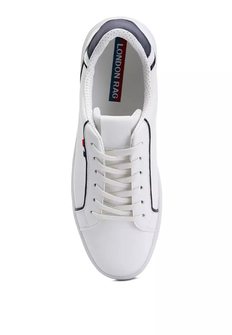 Sepatu Kets Pria Bertali Rendah Warna Putih