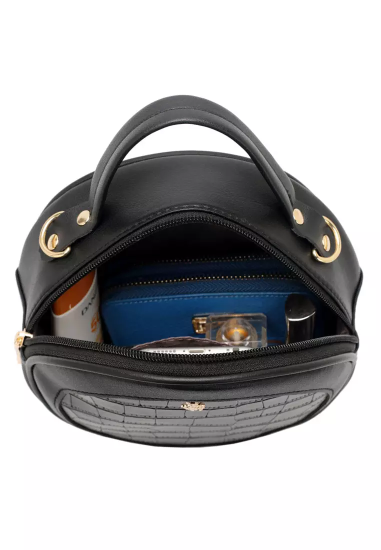 Women's Sling Bag / Crossbody Bag - Black