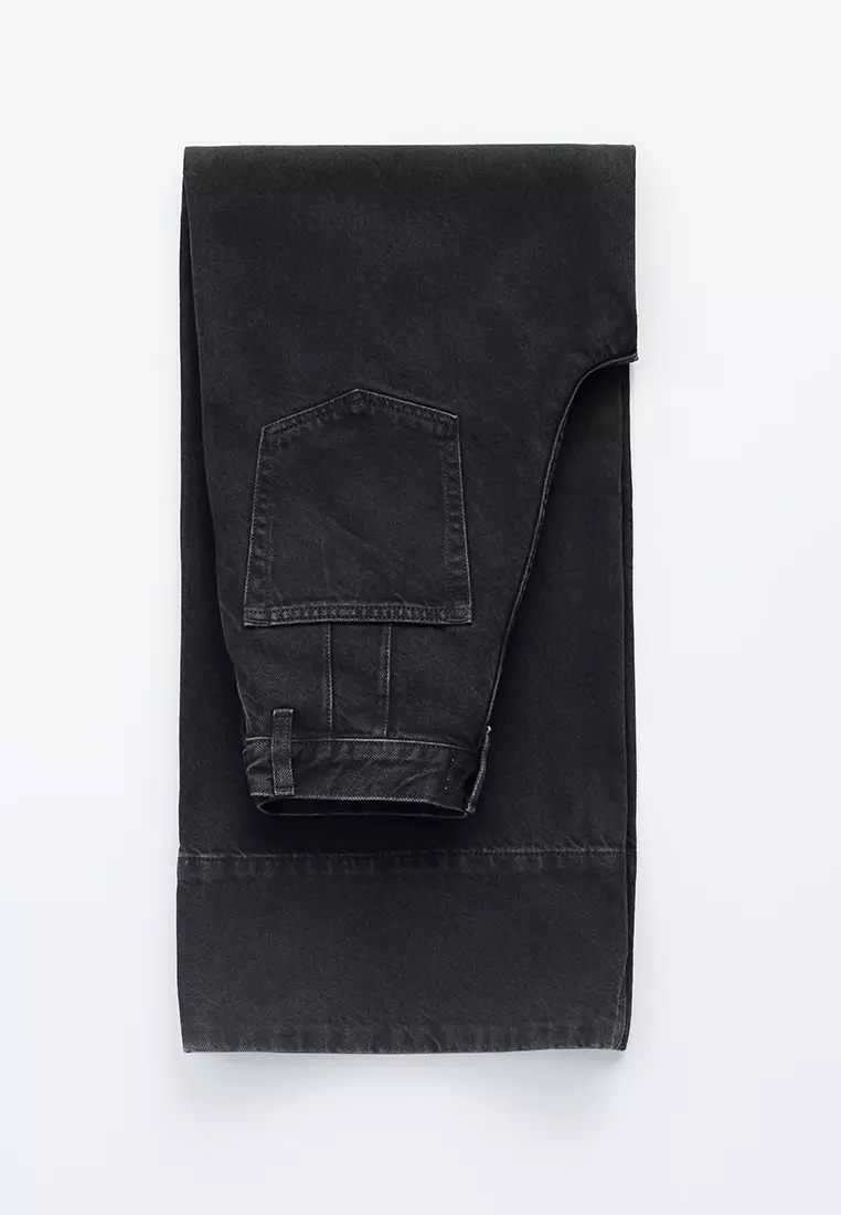 Long Wide-Leg Jeans