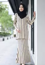 Nude Yellow
