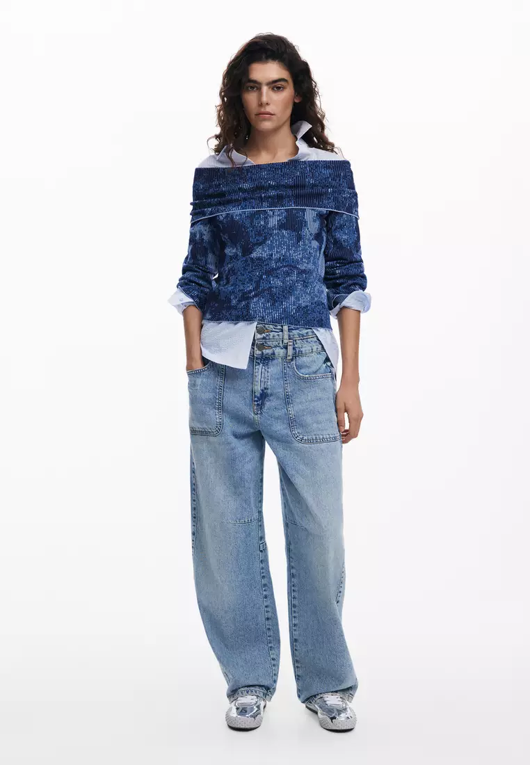 Boat neck sweater
