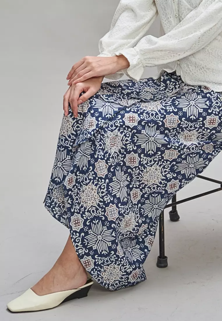 White Lace Top & Navy Blue Batik Pleated Skirt
