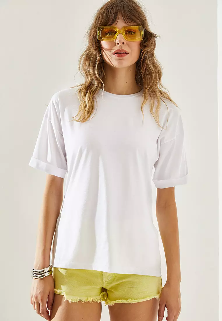 Side Slit Sleeve Folding Detailed Crew Neck Short Sleeve Basic T-Shirt