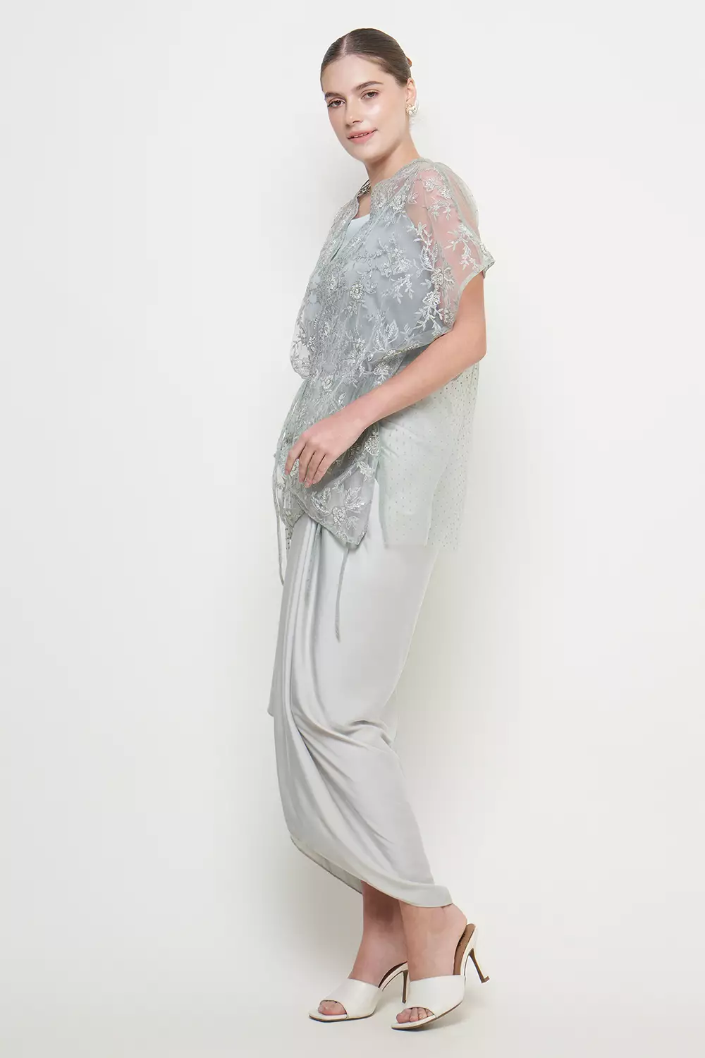 Finola Top in Greyish Green