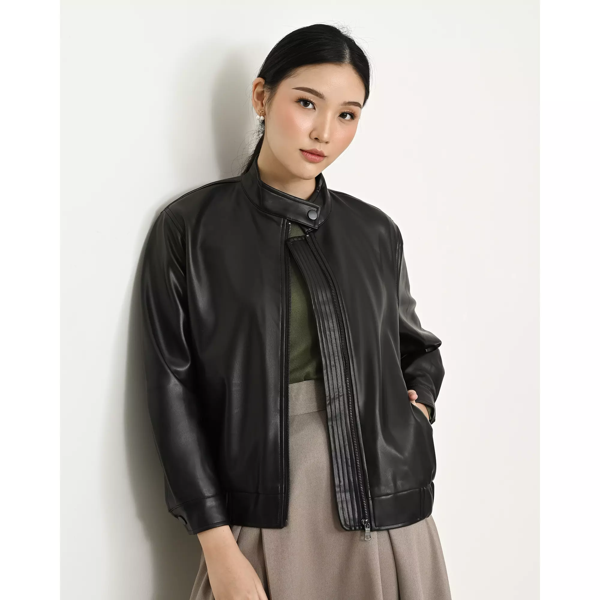 Geulis.id ELAXI JACKET - Black