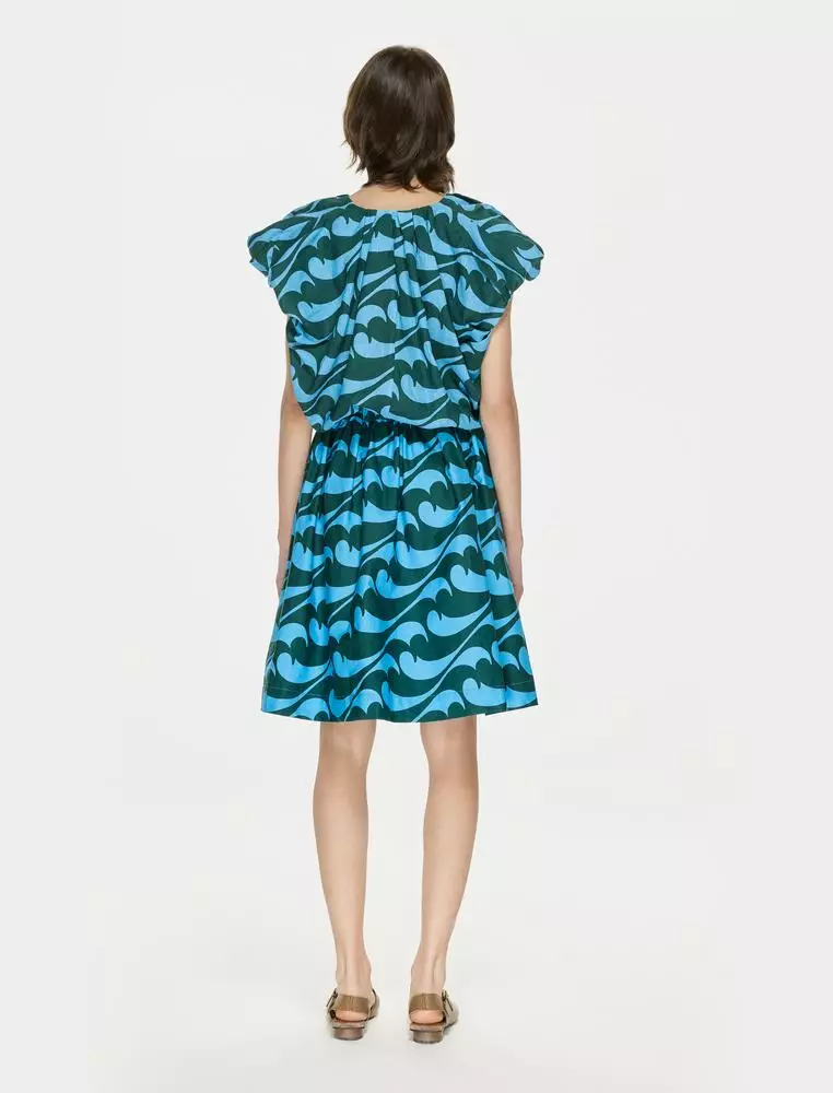 Eco-Friendly V-Neck Oversized Streetwear Sleeveless Top