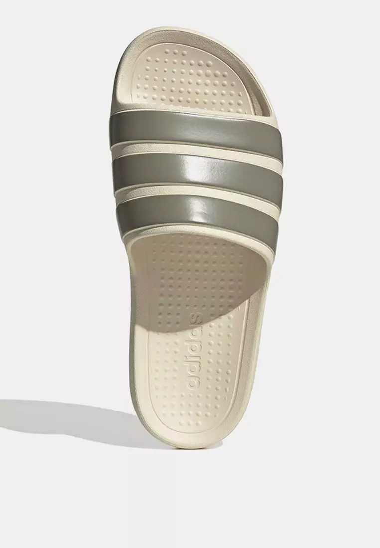 Adilette Flow Slides