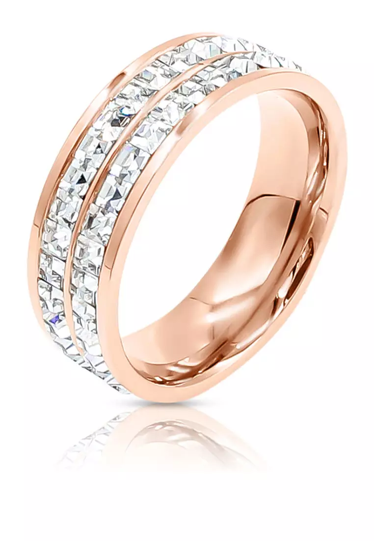 Gold ring hotsell with square diamond