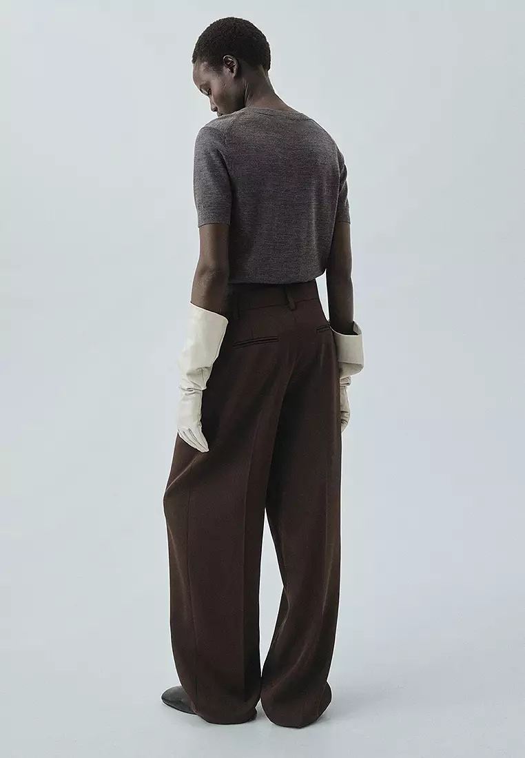 100% Wool V-Neck Sweater