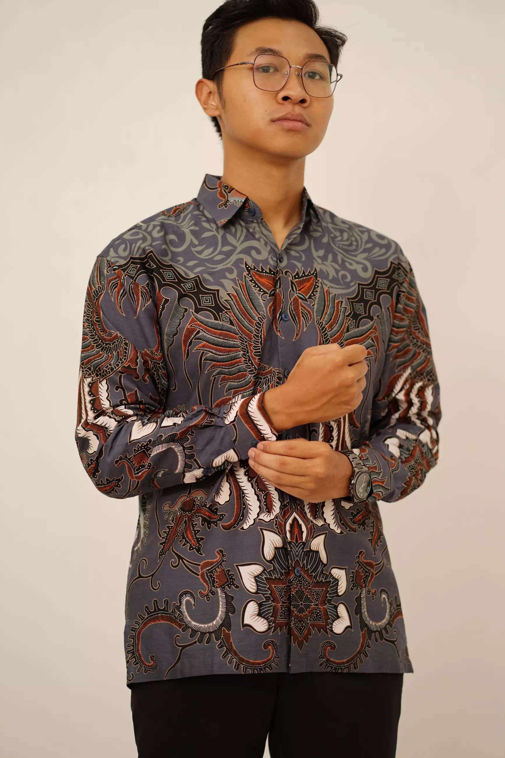 Andre Michel Kemeja Batik Lengan Panjang Hijau Tua Motif 16643
