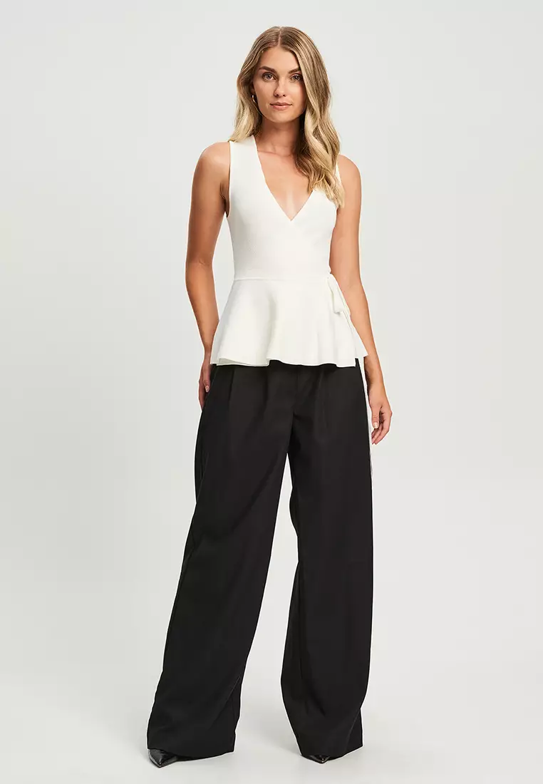 Betty Wrap Top
