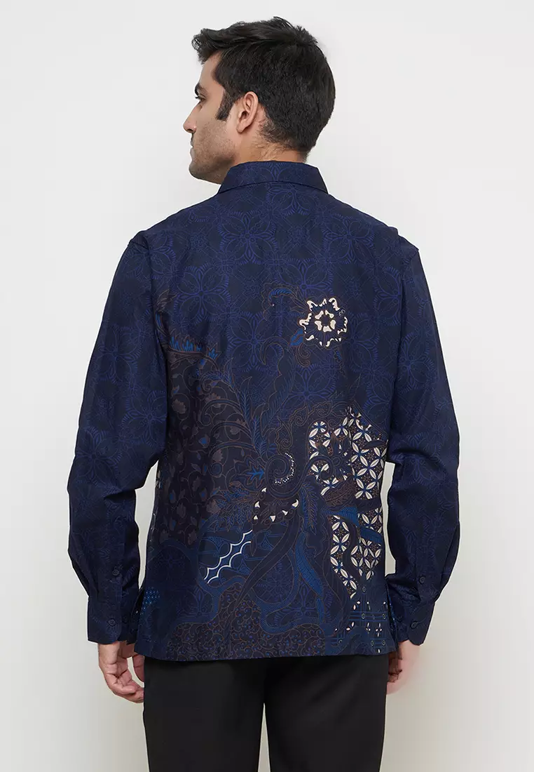 Regfit Davka Navy Kemeja Batik Pria Lengan Panjang