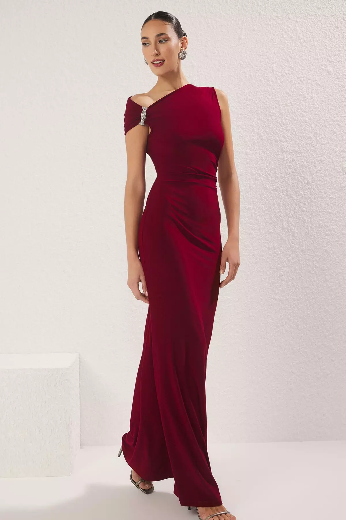 Burgundy Body-fitting Stone Accessory Woven Long Elegant Evening Night Graduation Dress TPRSS24AE00224