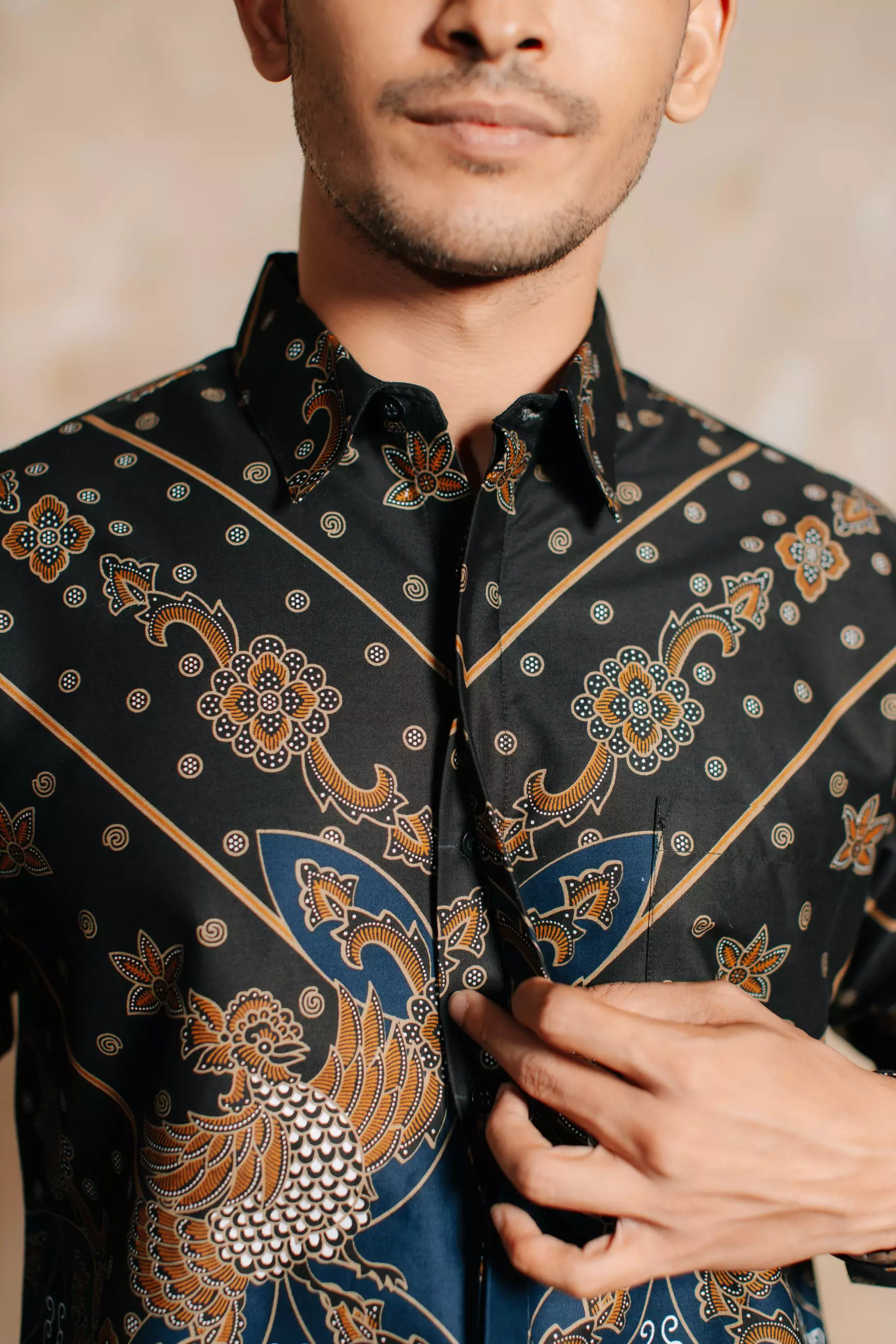 Atara Black Kemeja Batik Pria Slim Fit Tricot Katun Lengan Panjang