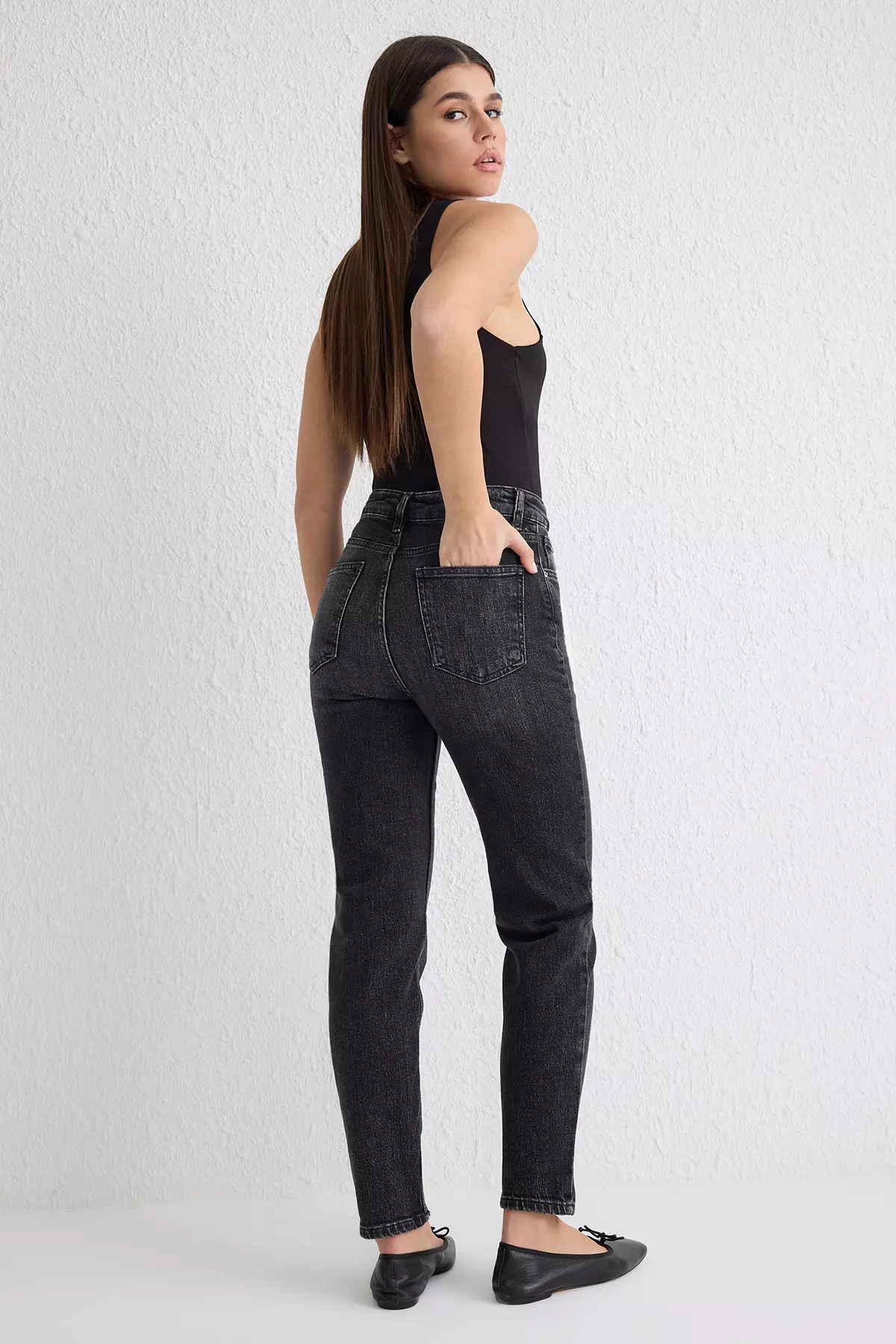 Anthracite High Waist Comfort Mom Jeans