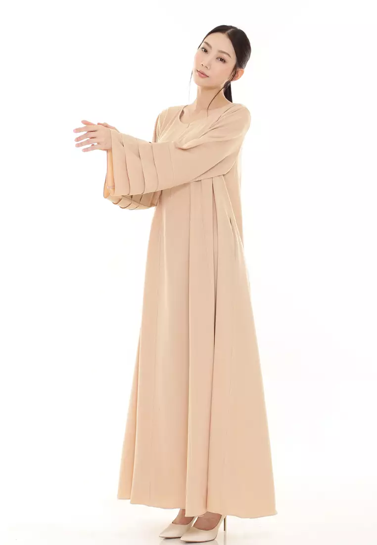 Laura Abaya Modern Layer Sleeves Loose Style in Beige