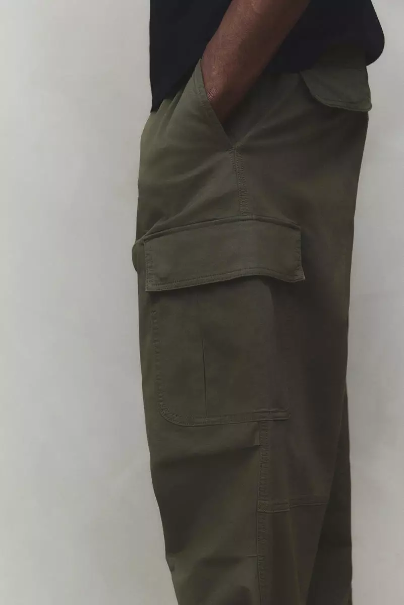 Loose Fit Cargo trousers