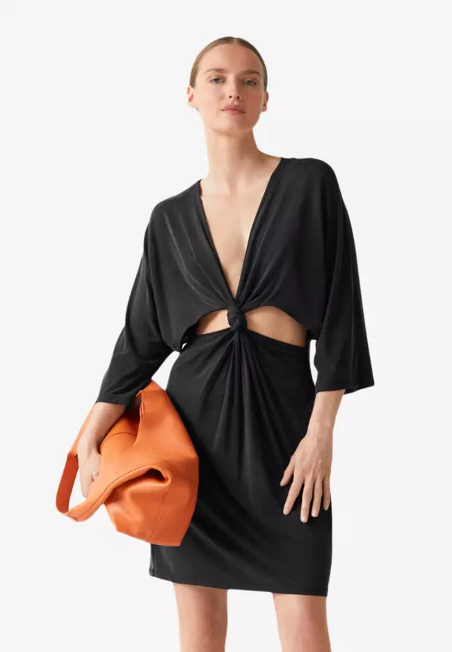 Cut out new arrivals knot dress