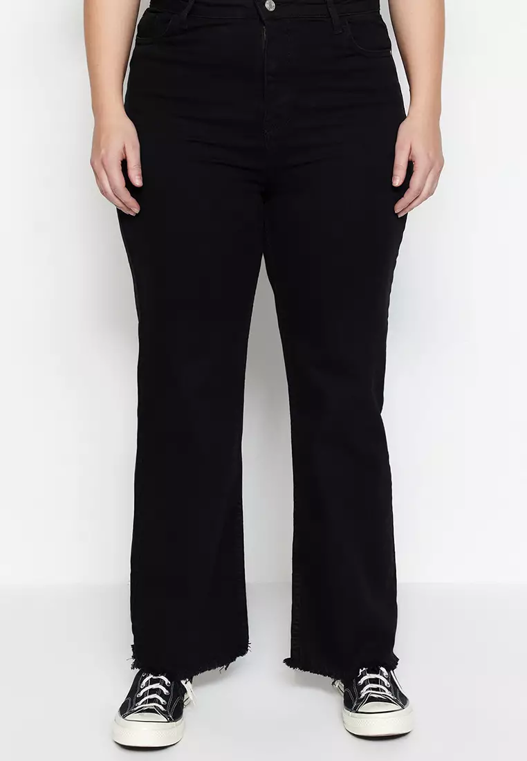 Plus Size Frayed Hem Wide Legs Jeans