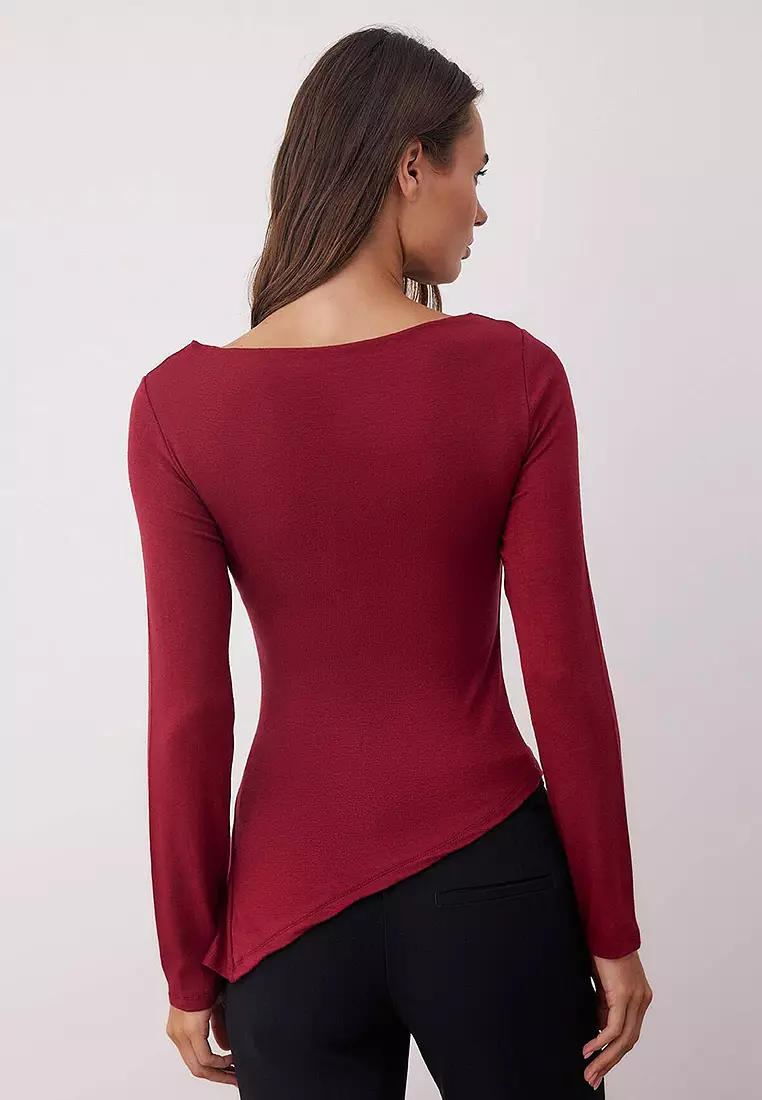 Asymmetric Knitted Blouse