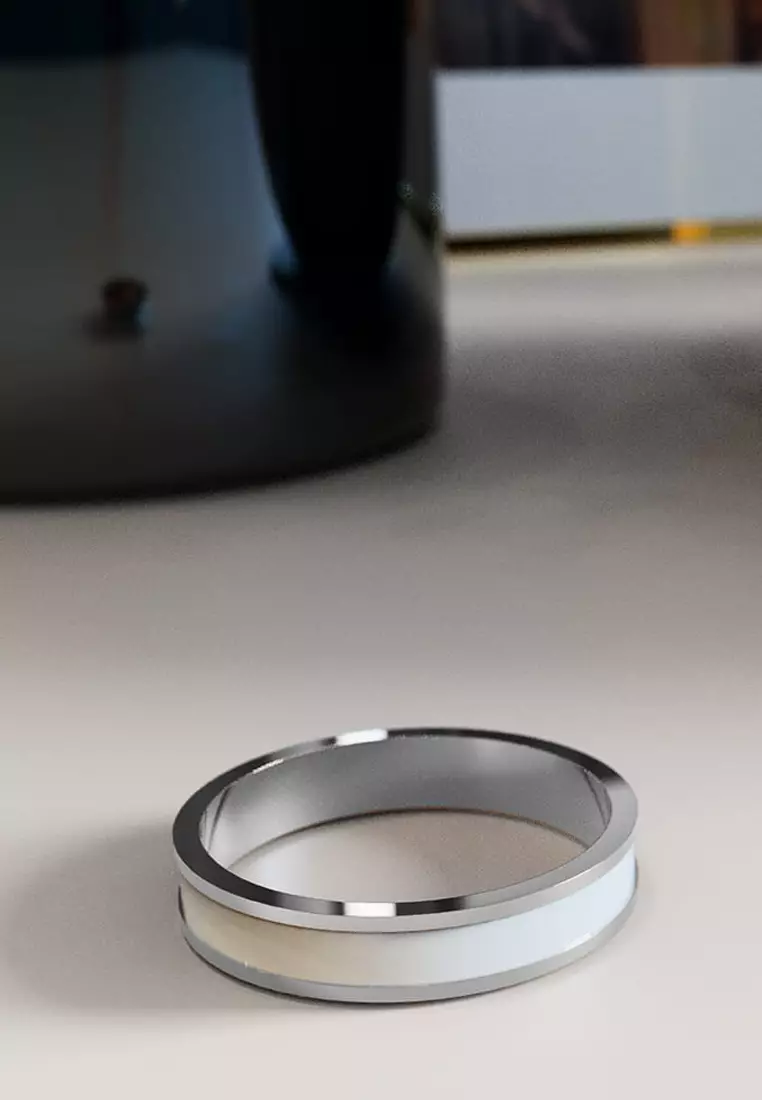 Ceres Timeless Ring White Enamel Ring in Silver