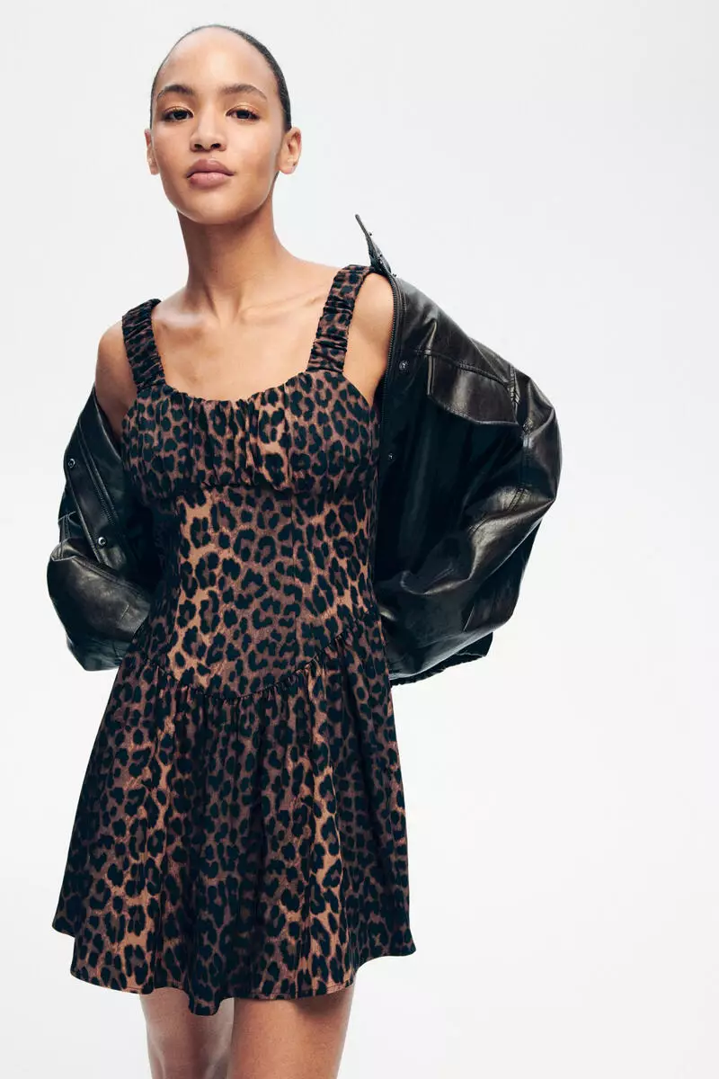 Buy H&M Printed flared-skirt dress Online | ZALORA Malaysia