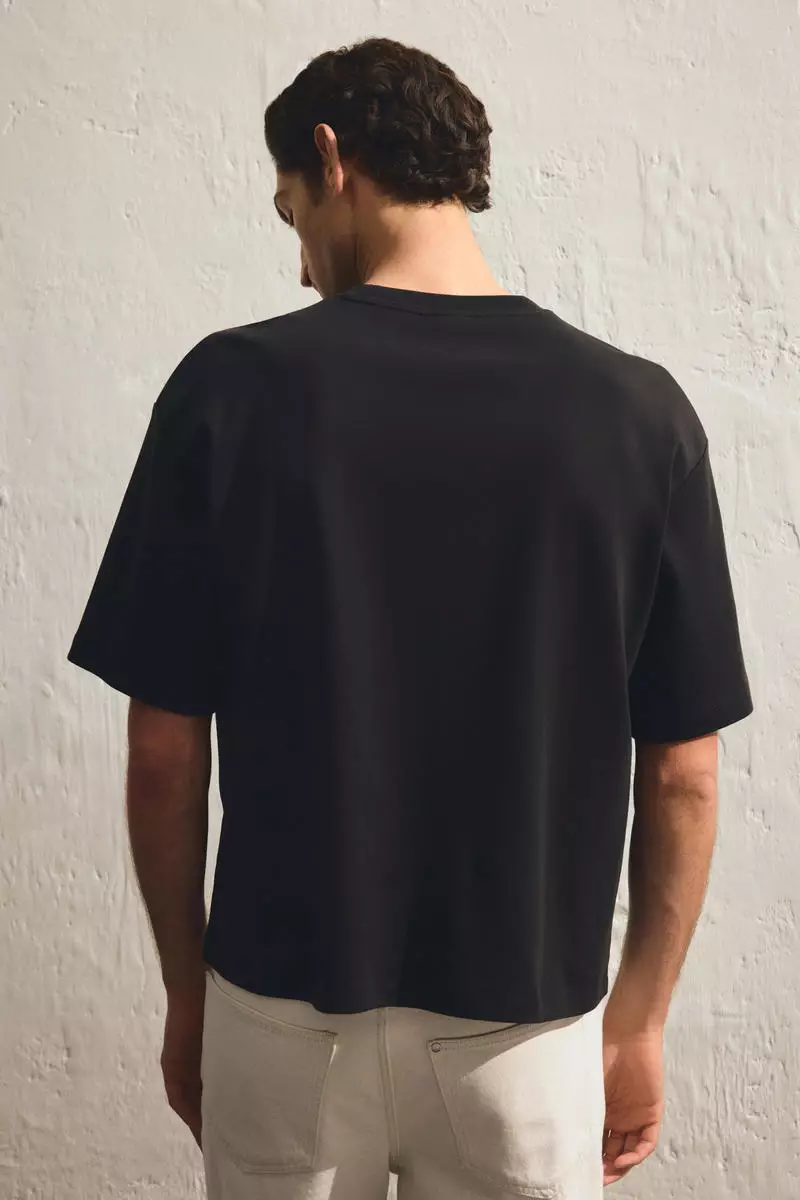 Loose Fit Boxy-style T-shirt