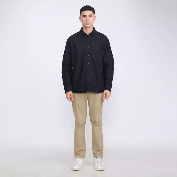 LARUSSO Kemeja Pria Oxford Relaxed Fit Lengan Panjang - Black